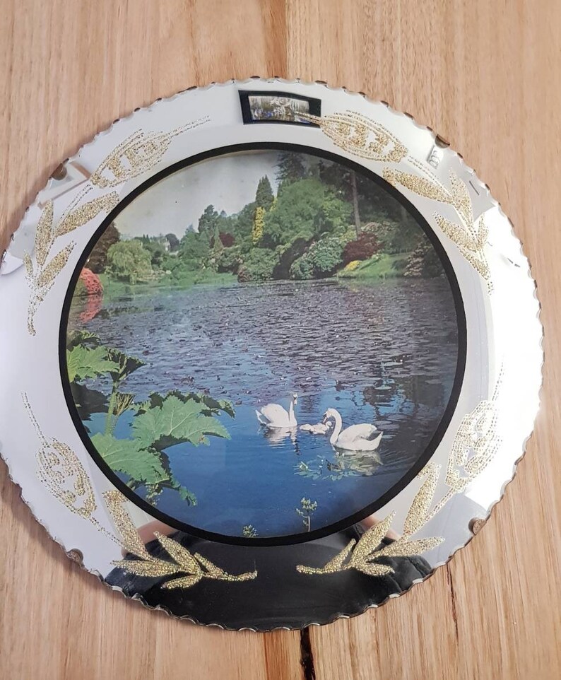 Vintage Glass Decorative Mirror Wall Hanging Vintage Glass Decorative Mirror Wall