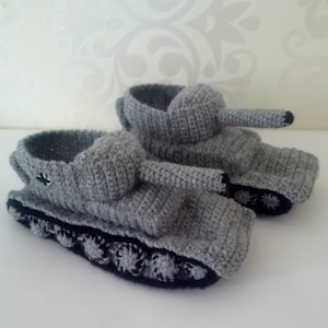 Battle store tank slippers