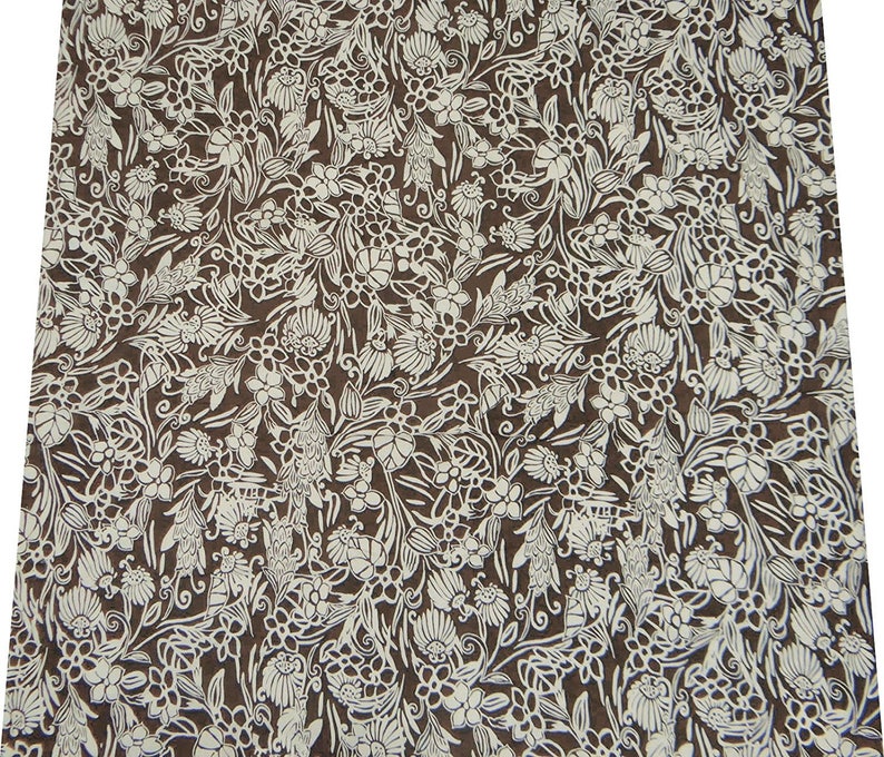 Floral Print Quilt Material Brown Cotton Fabric 43 Inch Home Decor Fabric By The Yard ZBC3152 Designer Fabric