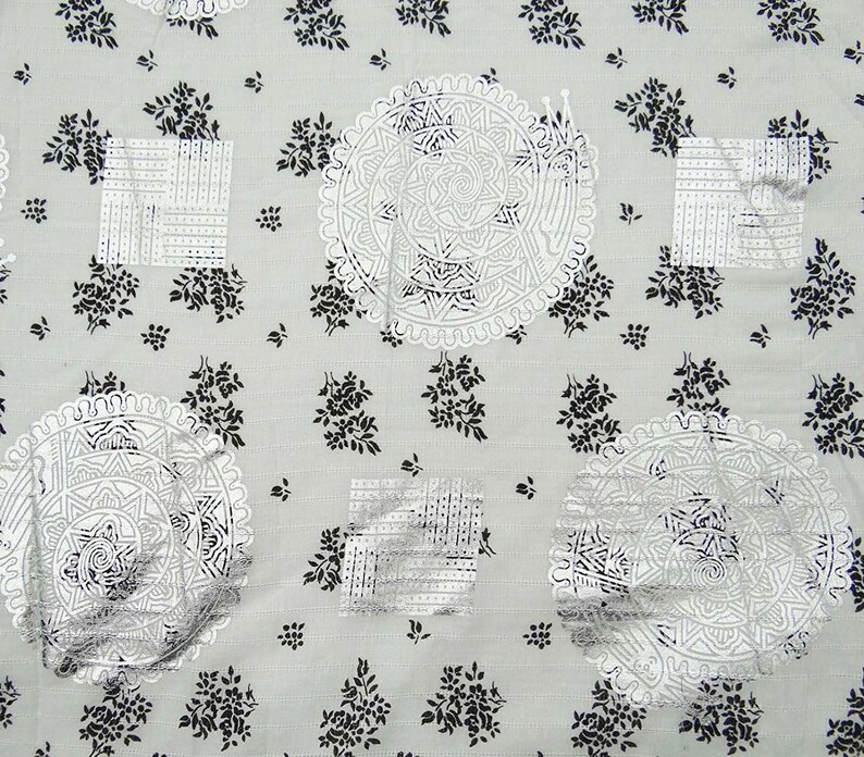 44 Inch Designer Fabric By The Yard ZBC7804A Dress Fabric Rubber Print Sewing Crafts Home Decor Fabric White Cotton Fabric