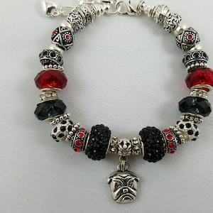 Bracciale con ciondolo europeo rosso e nero, ciondolo Dawg, gioielli personalizzati per fan Dawg, idea regalo per tifosi sportivi, regali per lei, gioielli Bulldog, personalizzare