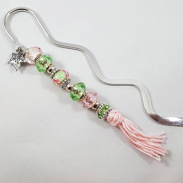Pink and Green Bookmark with Ivy Leaf Charm, Beaded Bookmarks, Reading Accessory, Unique Sorority Gifts, Unique Christmas Gifts