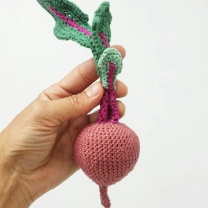 Beetroot, crochet beetroot, crocheted toy, beetroot toy, vegetable toy,montessori toy,crochet play food, food toy, beetroot handmade