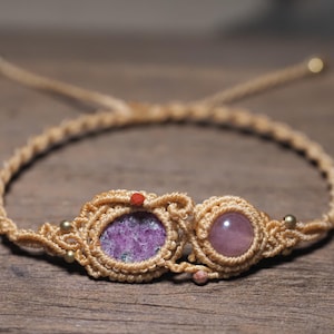 Bracelet en macramé de pierres précieuses de rubis brut/quartz rose Bracelet fait main-bohème avec fil ciré