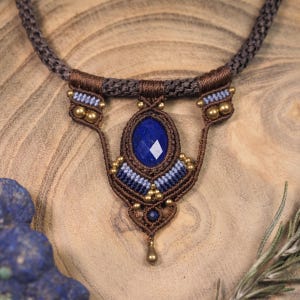 Ras de cou, Bijoux en lapis-lazuli, Fait main en macramé, Lapis bleu, Fil ciré, Bijoux gitane