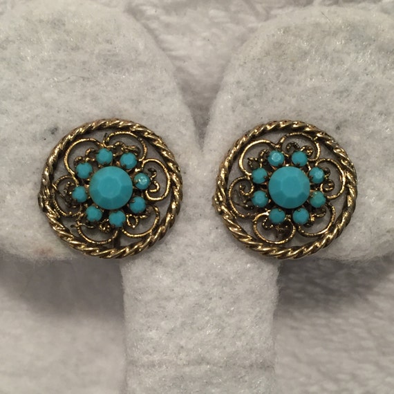 Goldtone with Turquoise Blue Glass screw-back Ear… - image 1