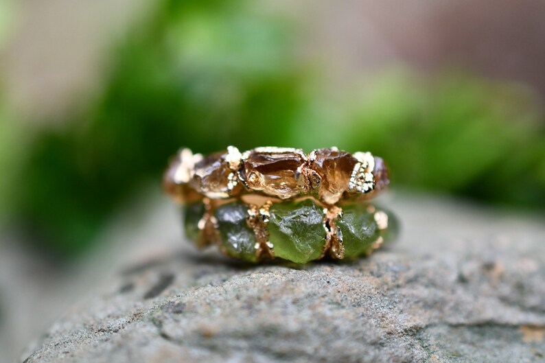 Raw Peridot Ring//Stacking Birthstone Ring, August Birthstone Ring in 999 Fine Silver image 2