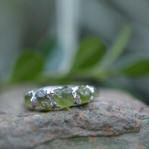 Raw Peridot Ring//Stacking Birthstone Ring, August Birthstone Ring in 999 Fine Silver image 10