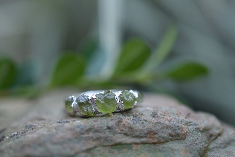 Raw Peridot Ring//Stacking Birthstone Ring, August Birthstone Ring in 999 Fine Silver image 10