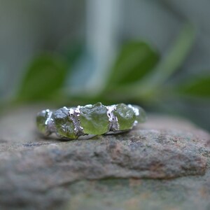 Raw Peridot Ring//Stacking Birthstone Ring, August Birthstone Ring in 999 Fine Silver image 3