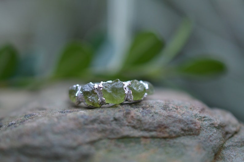 Raw Peridot Ring//Stacking Birthstone Ring, August Birthstone Ring in 999 Fine Silver image 3