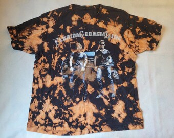Bleached Florida Georgia Tour Tie Dye t shirt sz XL  2000s  reverse dye rock tee