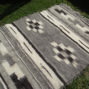 Romanian Romania Hutsul Ukrainian Vintage Blanket woolen Handmade woolen sheath retro Bed Cover Hutsul blanket Warm flooring Lizhnyk