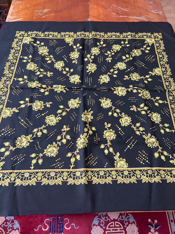 Restoration updates romanian wool shawl roumanie S