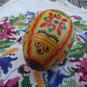 Ukraine decorated easter egg Traditional pysanka Easter decor Handpainted egg Spring eggs Ukrainian egg Pysanka collection Wooden eggs gift
