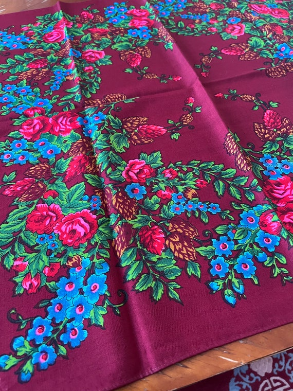 romanian wool shawl Russian scarf Soviet Floral V… - image 5