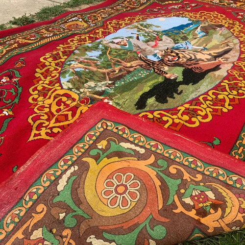 Ukrainian Vintage hand-woven carpet Primitive Colorful Rugs kilim Rustic Rugs shops Bedspread ethnic kilim decor for ecofriendly house Samurai