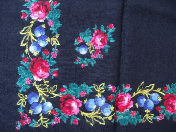 Vintage romanian wool shawl russian scarf Soviet F