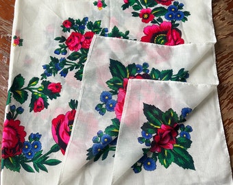 Beautiful russian scarf Floral Vintage Ukrainian Romanian Shawl old Soviet romanian style women A perfect gift for her