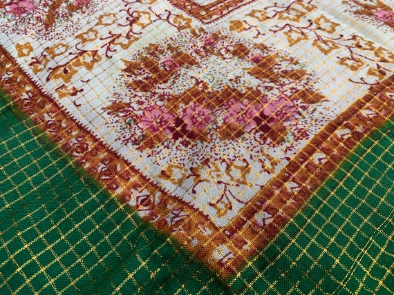 Fine Soviet Floral Shawl Romanian shawl Vintage Uk