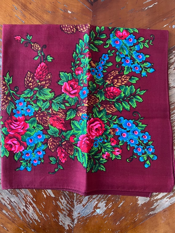 romanian wool shawl Russian scarf Soviet Floral V… - image 9