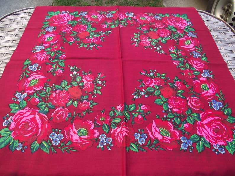 Romanian wool shawl Russian scarf Soviet Floral Vintage shawl | Etsy