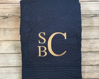 Embroidered baby quilt boy, Baby blanket personalized girl, Crib quilt, Nursery monogrammed baby boy, Security blanket.