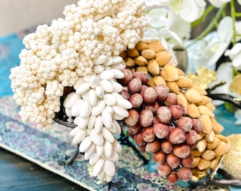 Sofreh aghd hazelnut, almond, noghl and Jordan almond clusters - set of 3