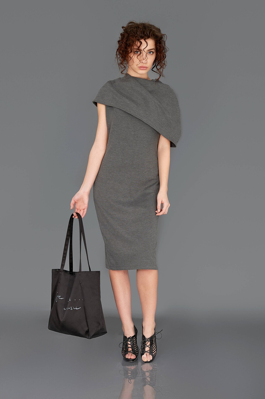 Polyester Spandex Office Dress With Zipper Church Black Funeral Dresses Winter Wedding Guest Chiffon Cape Overlay Bodycon Knee Length Party Formal Pencil Dress Small Black Dresses For Funeral Polyester Spandex Office Dress With Zipper Church Black Funeral Dresses Winter Wedding Guest Chiffon Cape Overlay Bodycon Knee Length Party Formal Pencil Dress Small Black Dresses For Funeral