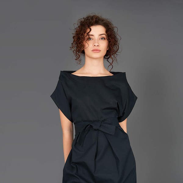 Satin Cotton Cocktail Dress: Elegant Little Black Dress