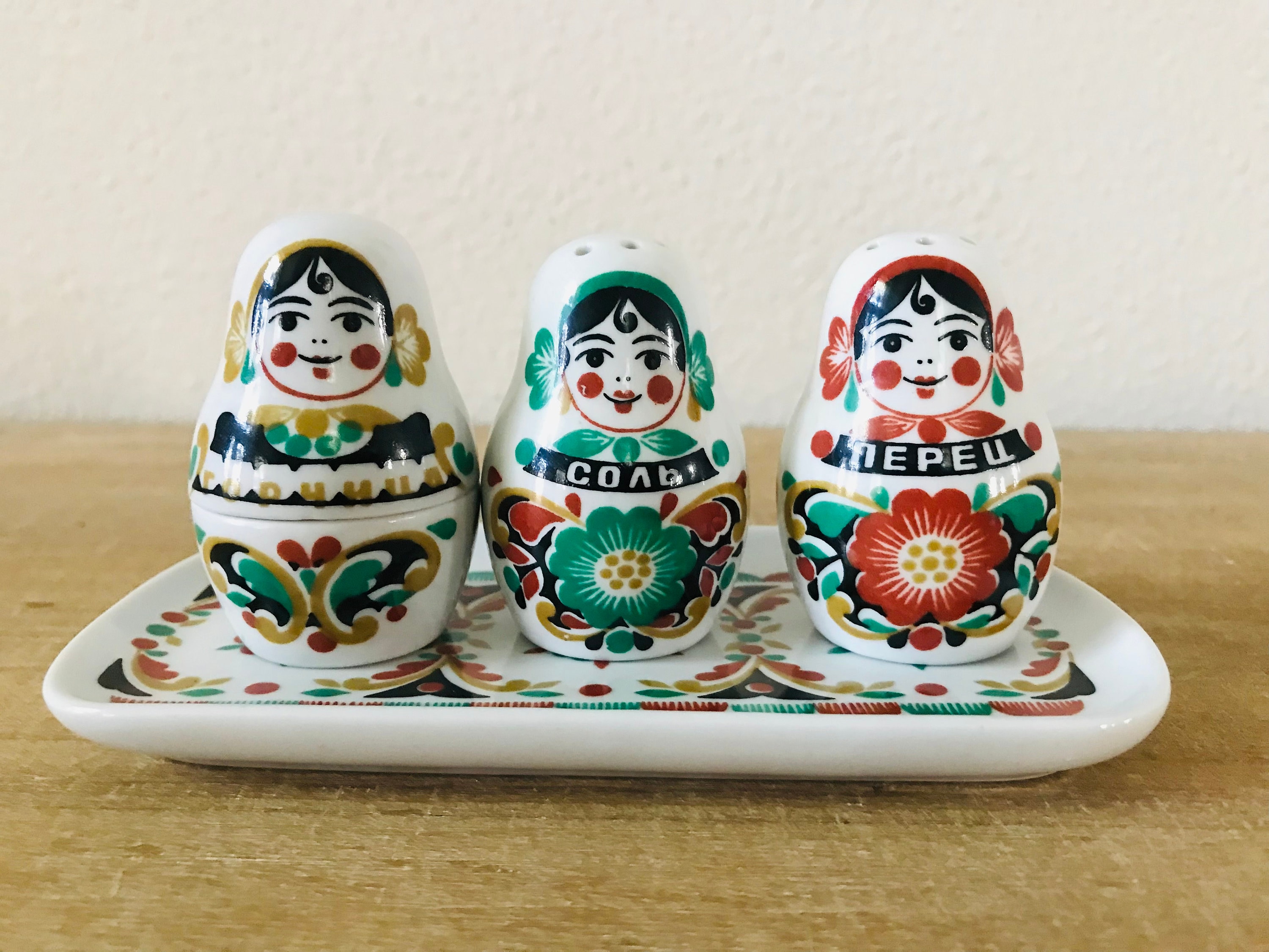 Vintage Porcelain Salt Pepper Shaker Mustard Nesting Doll Matryoshka Russian Ethnic Slavic Folk Easter Table Decor Figurine Ethnic Slavic