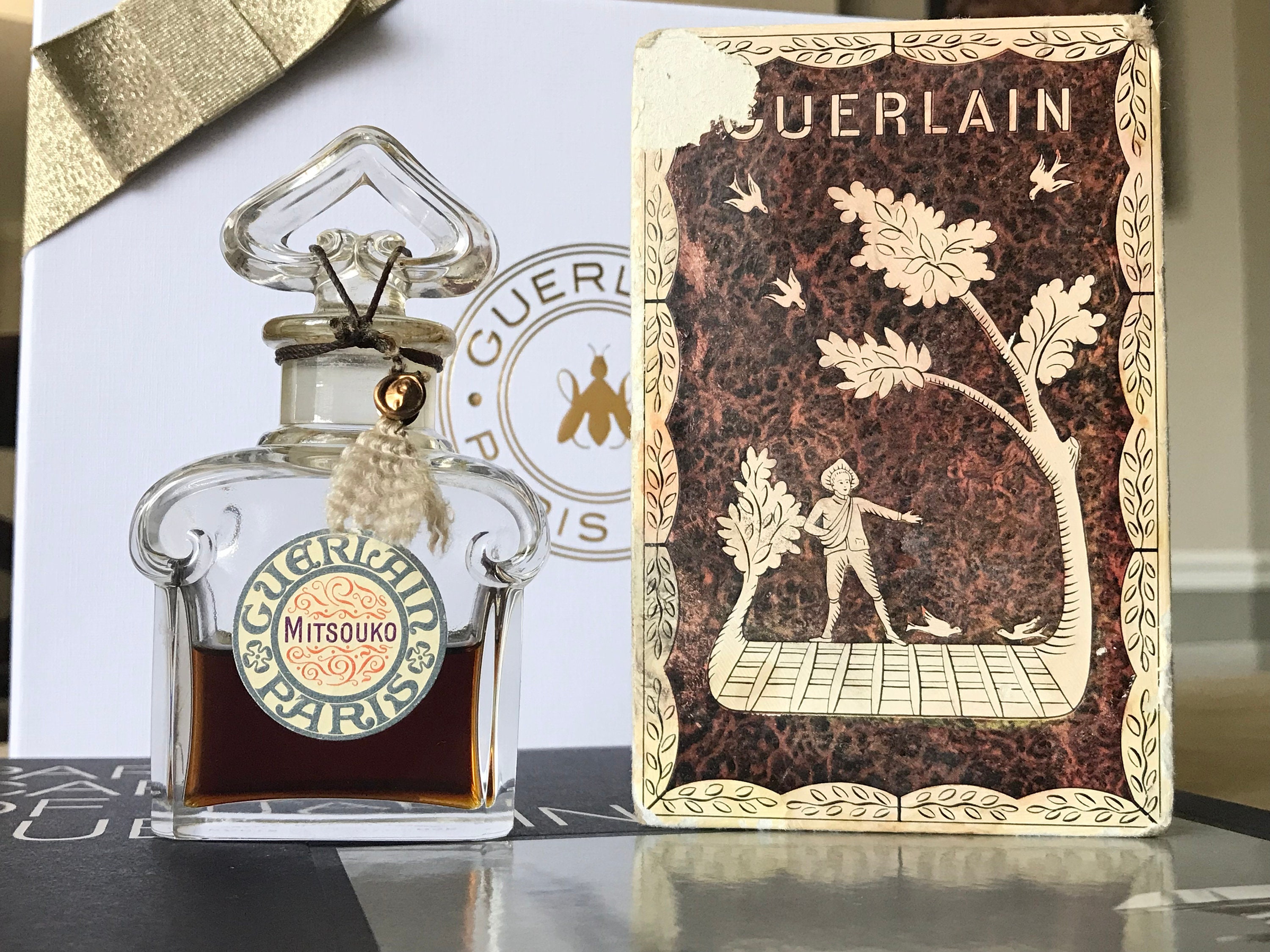 GUERLAIN Mitsouko ボックス付き　ヴィンテージ　ゲラン　ミツコ GUERLAIN - 廃盤希少ゲランミツコオーデトワレ100mlの通販 by