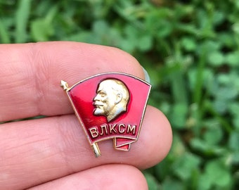 Vintage Russian Soviet Pin Komsomol Young Communist Socialist Leader Lenin Soviet Propaganda Red pin Komsomol history Lenin communism pins
