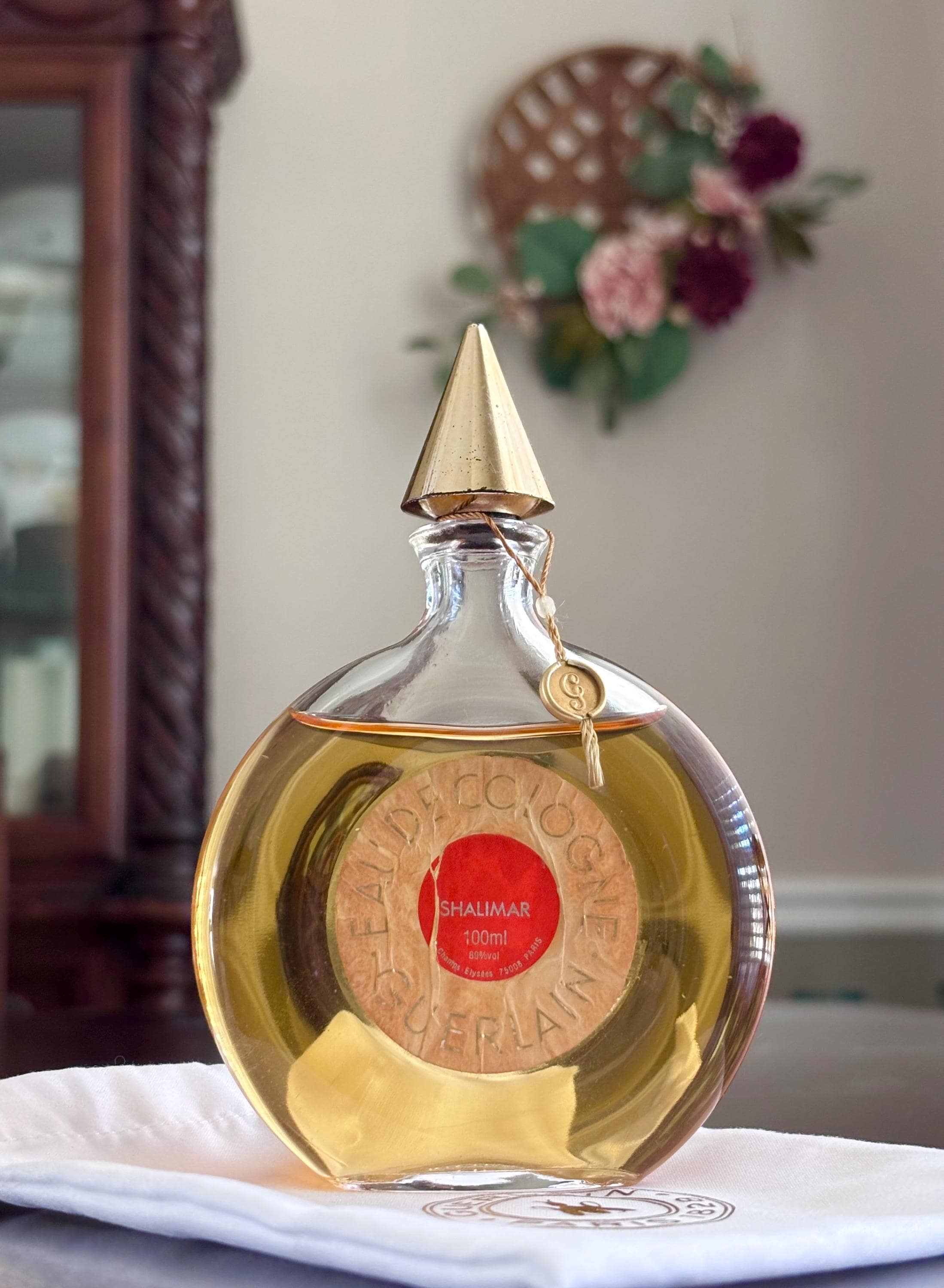 Vintage Guerlain Shalimar Eau De Cologne 3.4 Oz Round Bottle With