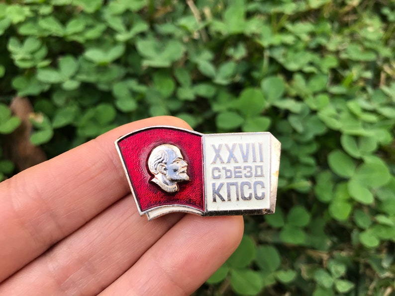 Lenin Pin Socialist Leader Pin Vintage Russian Collectible Socialism Leader Pin Soviet Badge USSR Pin 27th Congress CPSU Communism Party image 2