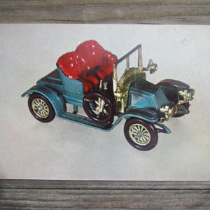 Carte postale vintage Old Vehicle Card Made in Poland Unique Collectible Carte postale Carte de vœux Old Fashioned Renault Car Gift for Car Collectors