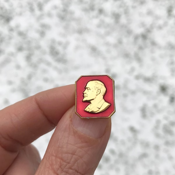 Vintage Soviet Pin Lenin Pin Soviet Communist Socialist Leader Propaganda Soviet USSR Vintage Badge Lenin Communism Rare Collectible Soviet