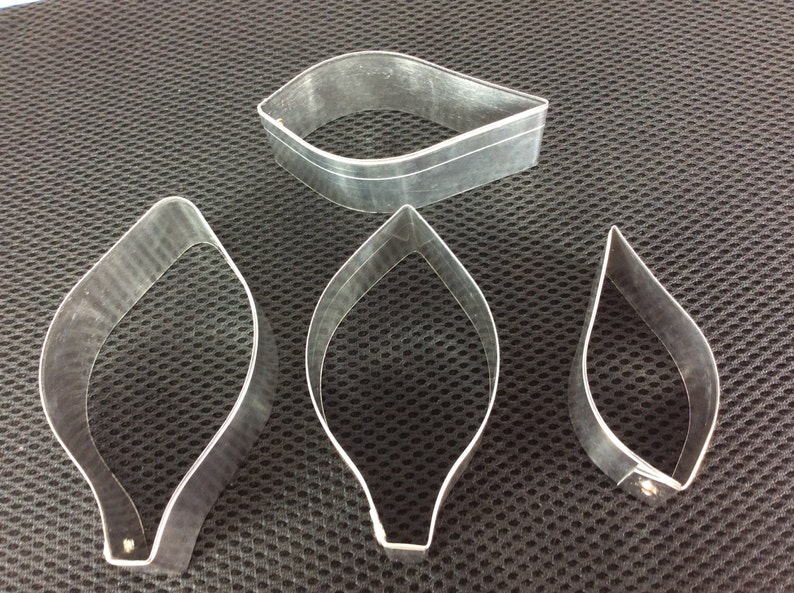 Cutter Lily Lilly Medium Flower Petal Leaf Set Leaves Mold Etsy