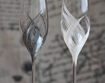 Wedding glasses for bride and groom, Toasting glasses for wedding, Wedding reception cocktail and toasts glasses, White flutes personalized