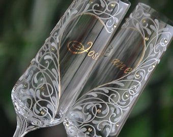 Personalized Wedding glasses for Bride and Groom Toasting flute, St valentines gift hand painted Flutes