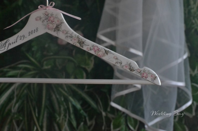 Custom Bridal hanger Personalized Wedding hanger Bridal hanger hand decorated with roses Bridal gift Wedding dress hanger