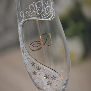 Wedding glasses with gold letters, Custom Toasting flutes for Bride and Groom, Hand painted glasses for wedding image 6