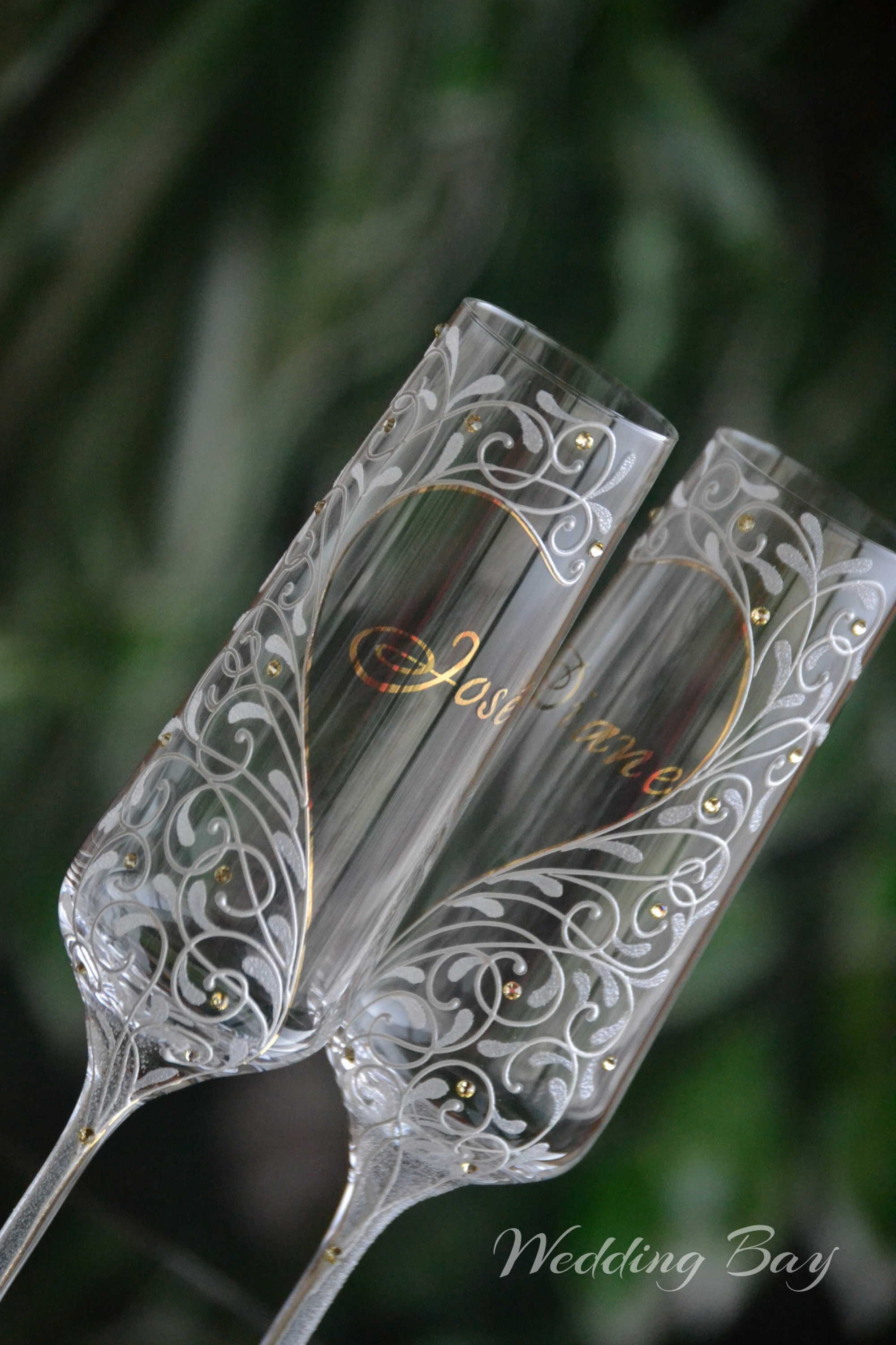 Personalized Wedding glasses for Bride and Groom Toasting flute, St valentines gift hand painted Flutes