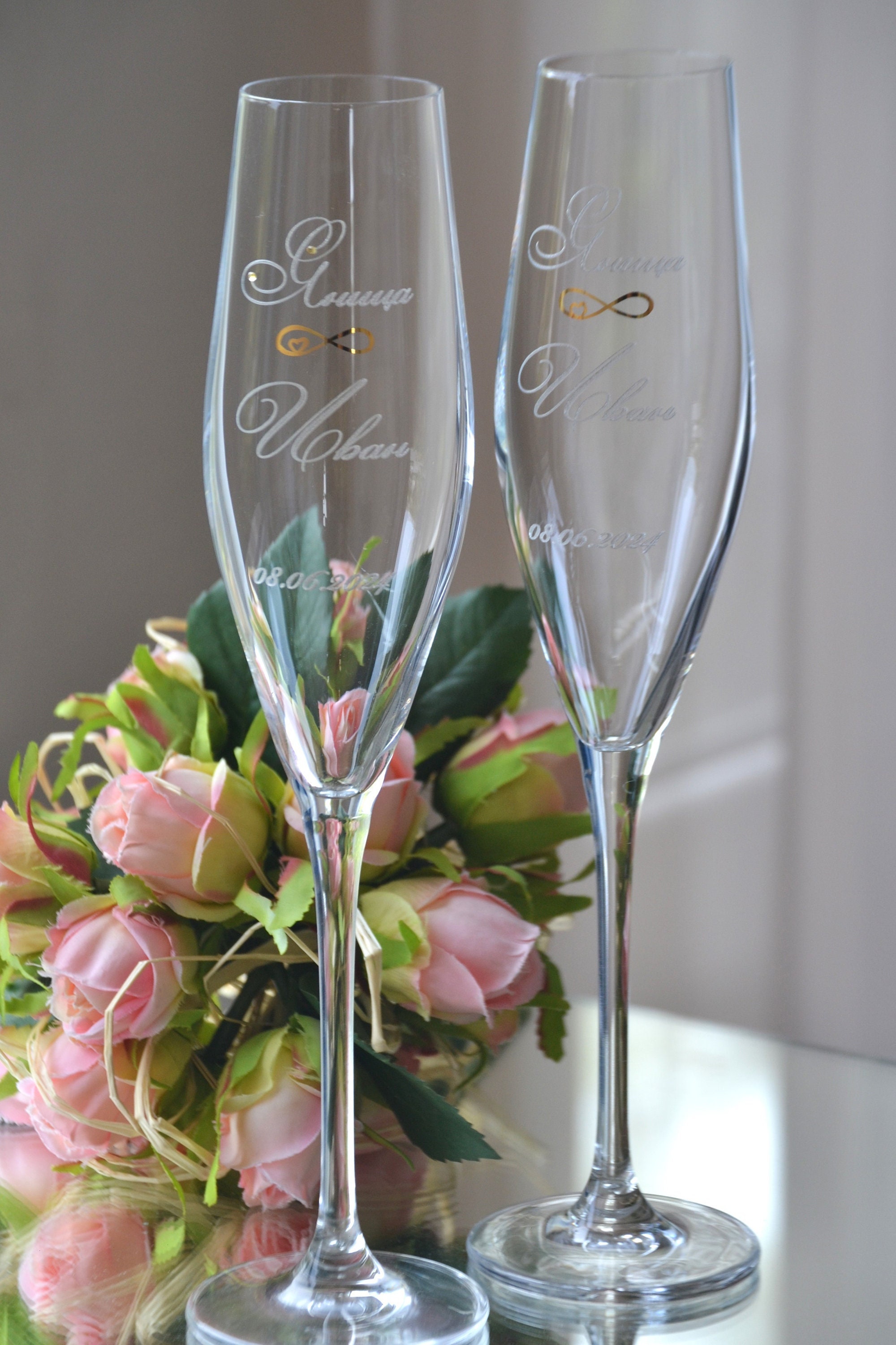 Copas de champán personalizadas para boda: Corazón infinito dorado, copas de  brindis de cristal grabadas - Etsy México, image size:2000x3000
