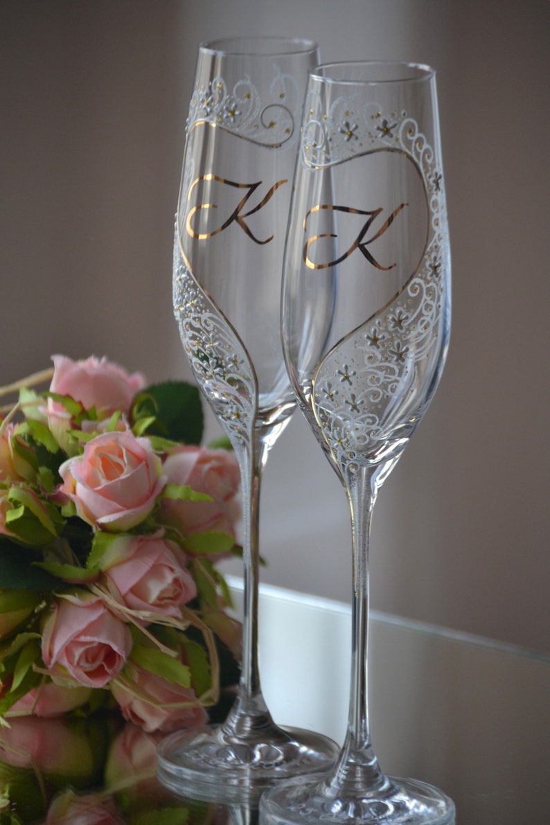 Wedding glasses with gold letters, Custom Toasting flutes for Bride and Groom, Hand painted glasses for wedding image 2