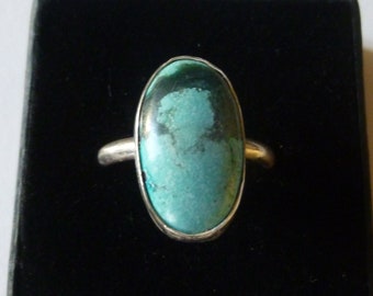 Silver ring with turquoise gem - adjustable ring -