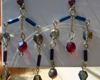 Boucles d'oreilles "chandelier" perles fantaisie multicolore