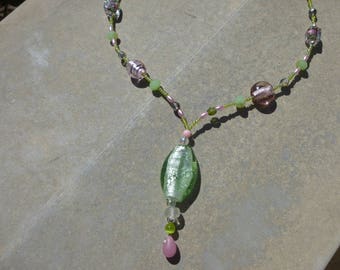 Collier sautoir perles Murano pastel vert clair rose