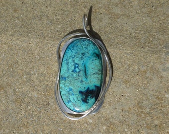 Pendant with turquoise azurite - real stone - 925 silver - art creation - large modern pendant - avant-garde style