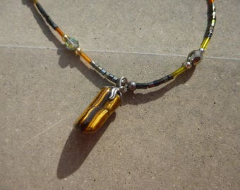 Collar with yellow-brown tiger eye stone